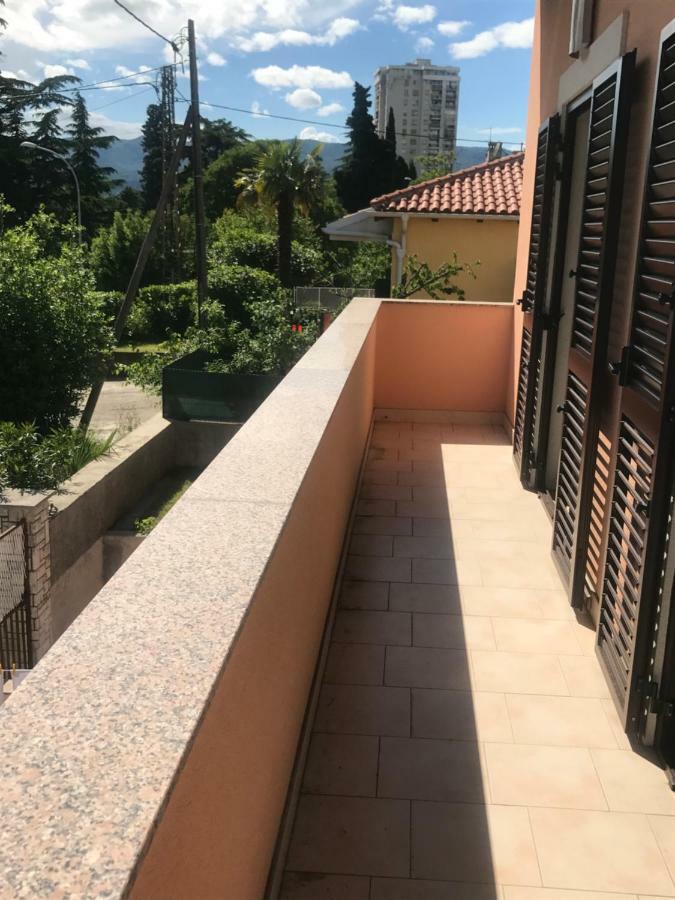 Apartman Belle Maison Риека Экстерьер фото